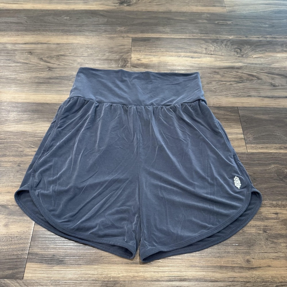Free People Hot Shot High Rise Shorts Womens Medium Gray Jersey 6" Inseam Yoga